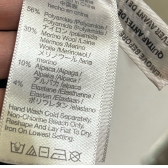 MADEWELL Bird's Eye Maysfield Cardigan wool blend
Sweater size small - Picture 3 of 5